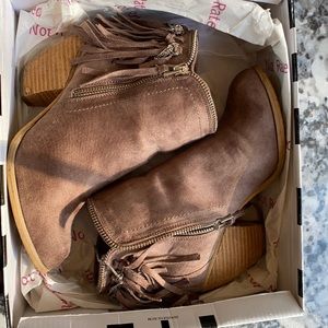 Flipping Fringe Not Rated 6.5